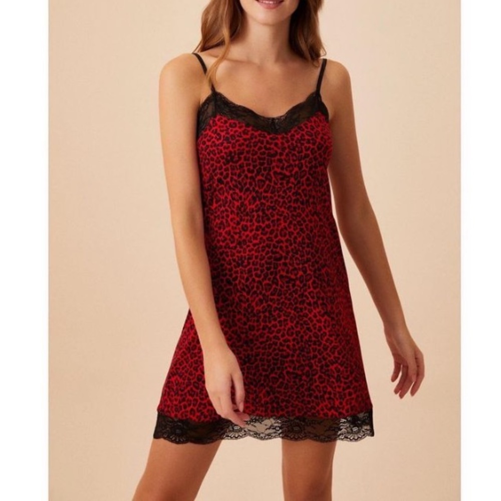 Two Piece Night Gown Set With Robe - Picture 2 of 4
